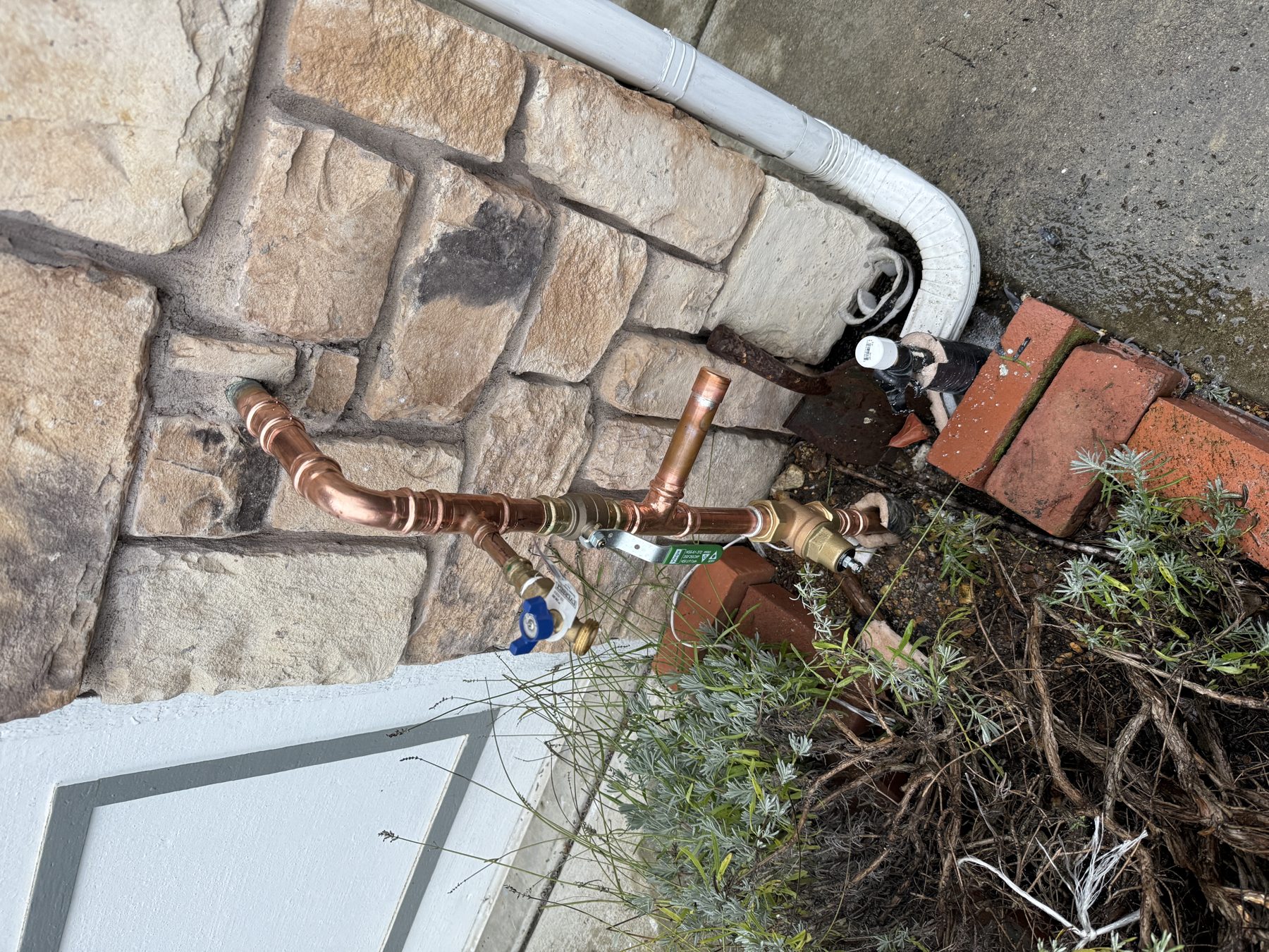 Exterior plumbing piping